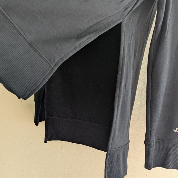 Active Sweater - Picture 3 of 3